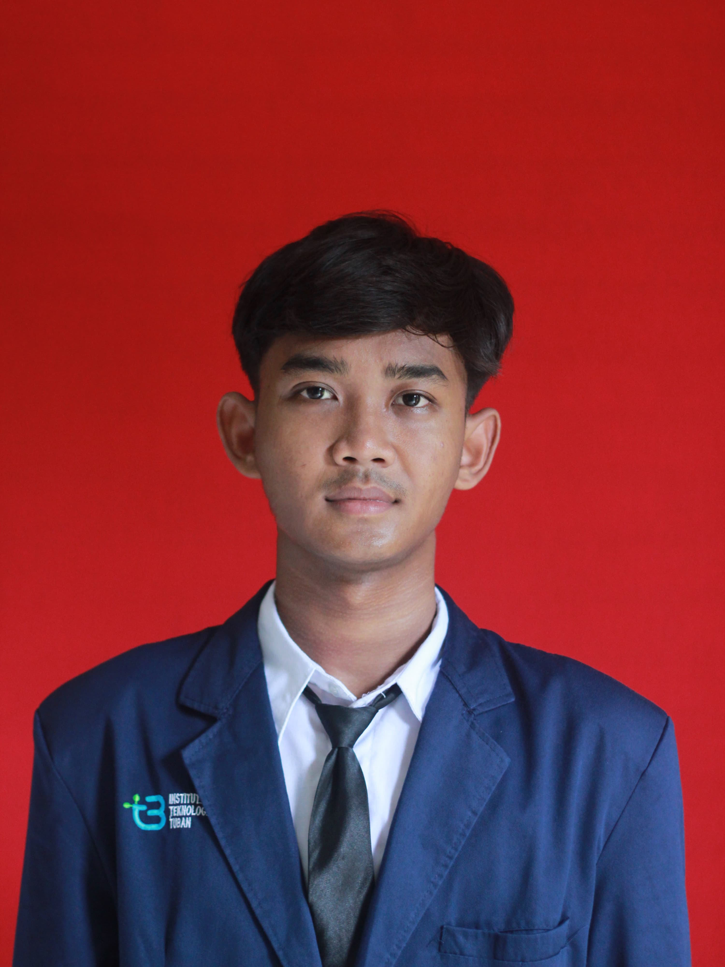Profil M. Rizqi Minahur Rohman
